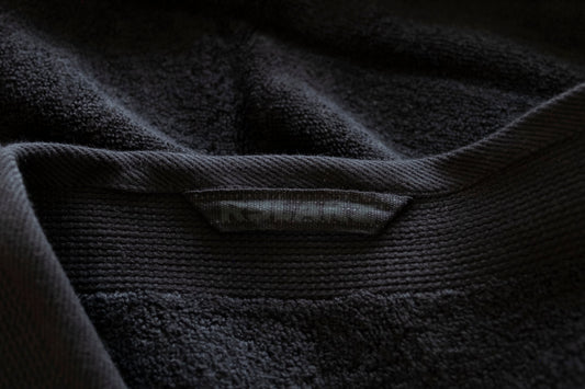 LUXE KATOEN | 700 gsm | Black