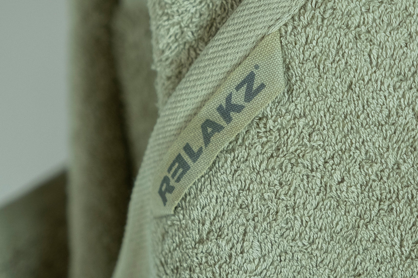 BASIC KATOEN | 550 gsm | Handdoek | Fog Green