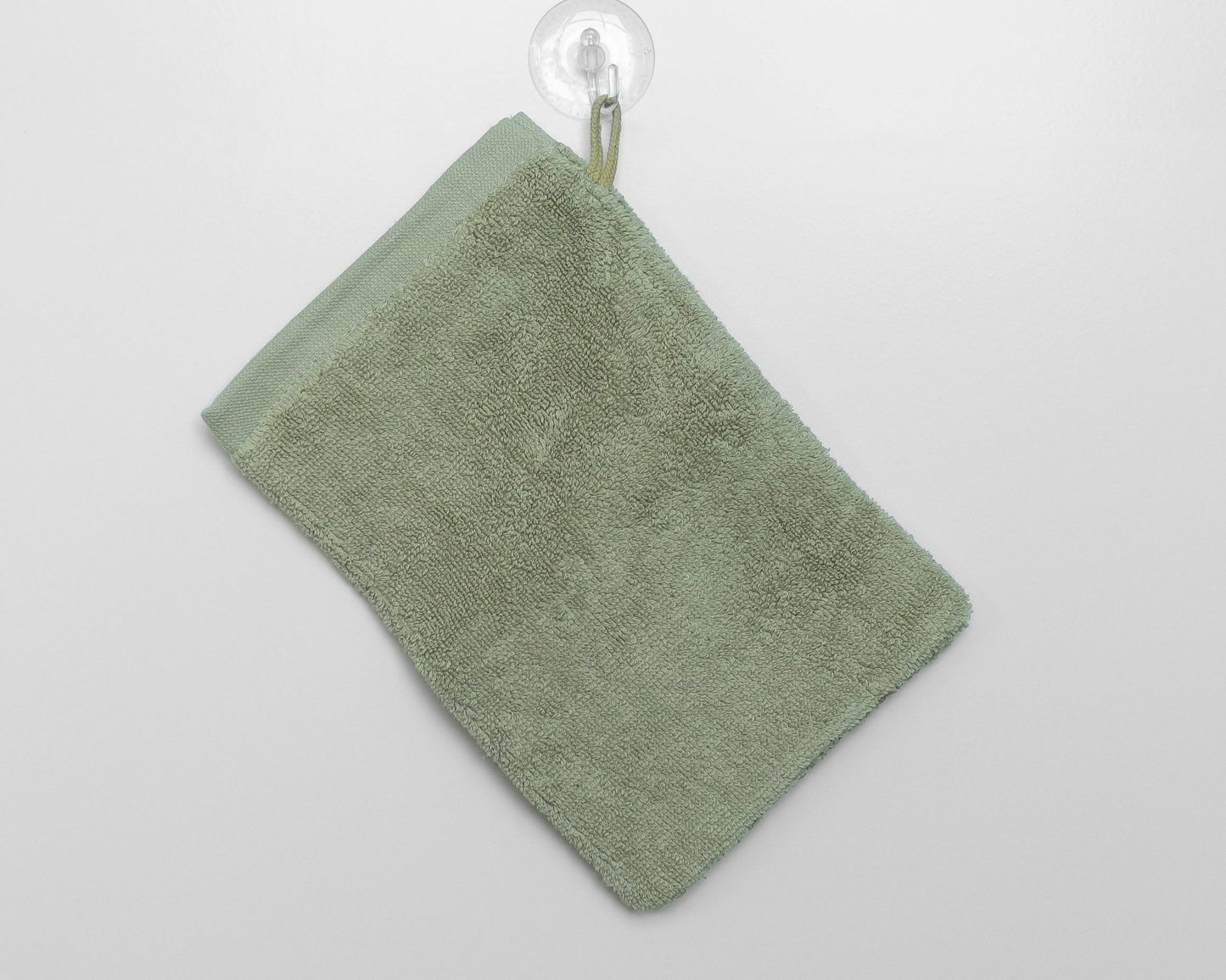 LUXE KATOEN | 700 gsm | Washand | Fog Green