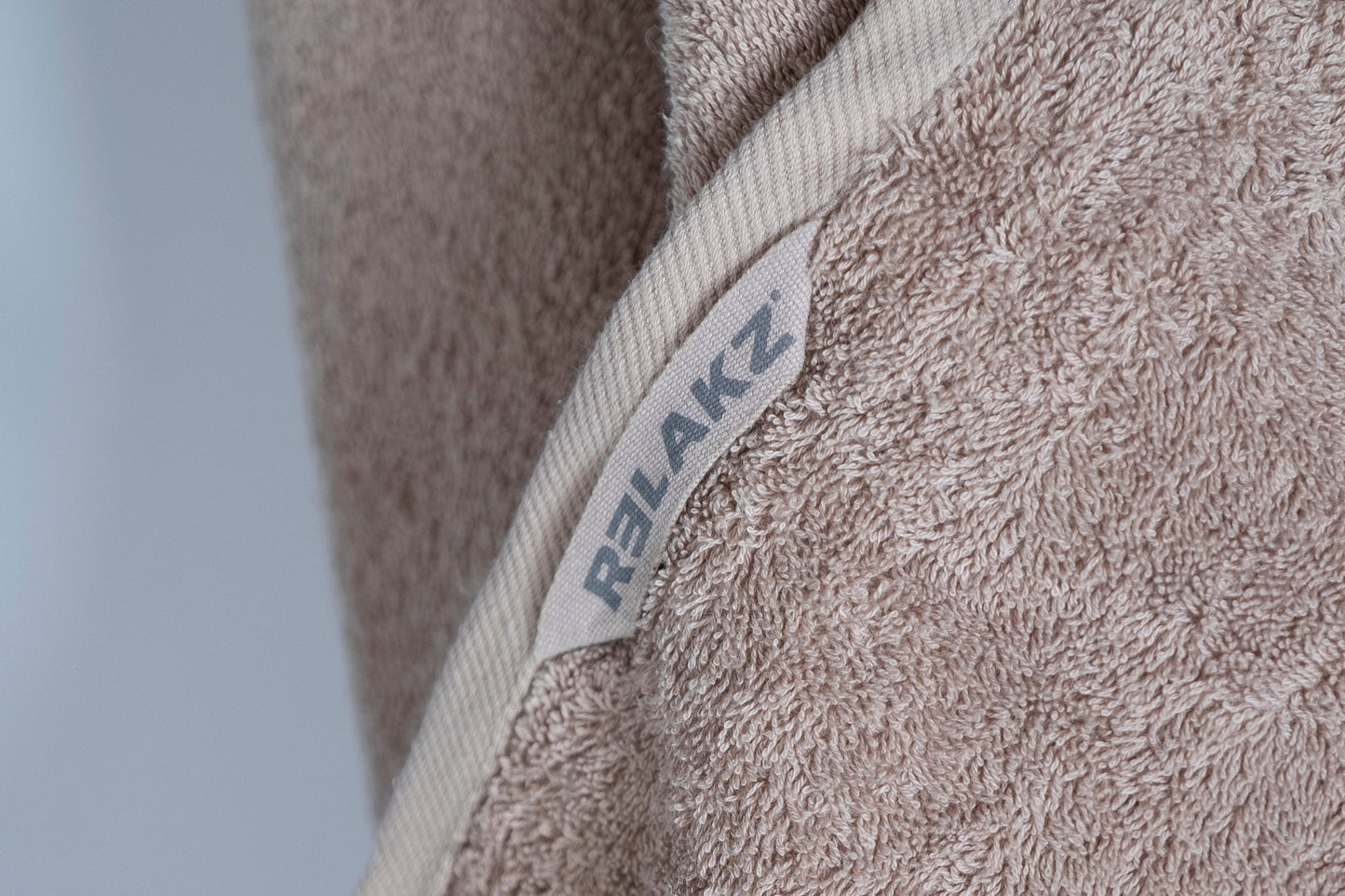 BASIC KATOEN | 550 gsm | Handdoek | Warm Sand