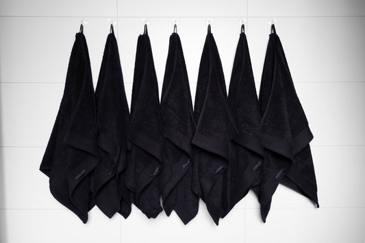 LUXE KATOEN | 700 gsm | Handdoek | Black