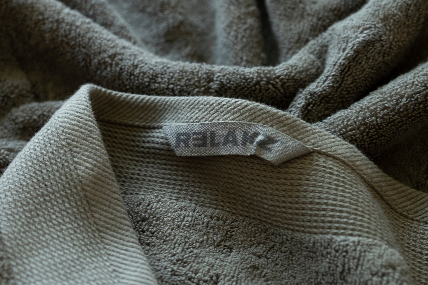 RELAKZ basics | LUXE COTTON | 700 gsm | Handdoek