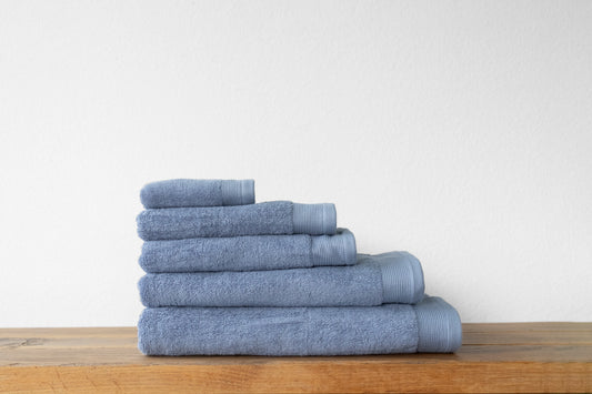 LUXE KATOEN | 700 gsm | Handdoek | Airy Blue