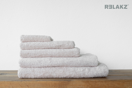 BASIC KATOEN | 550 gsm | Handdoek | Shell Beige